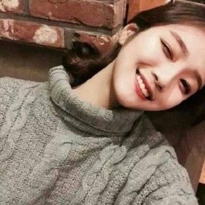 Meet your Posher, Lucy